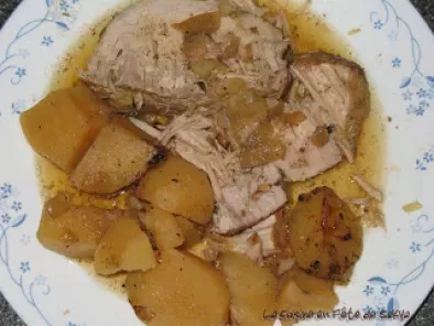 Rôti de porc avec patate jaune ( pomme de terre ) à la mijoteuse