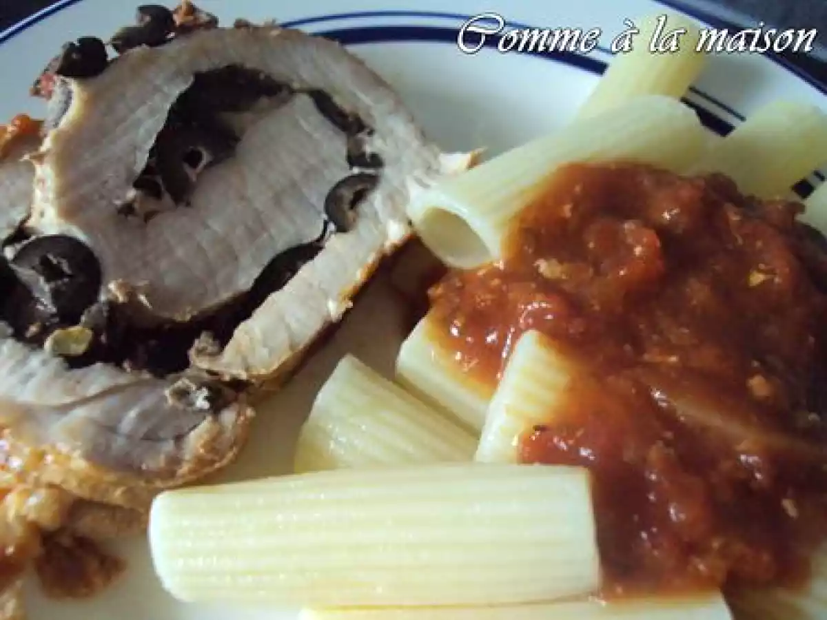 Rôti de porc farci aux olives et jambon cru