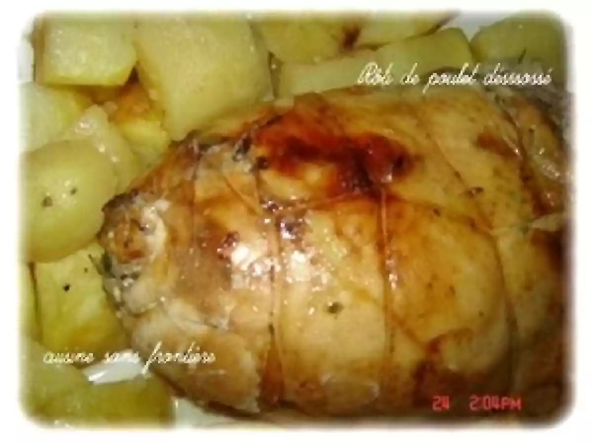 Rôti du Poulet désossé en détail