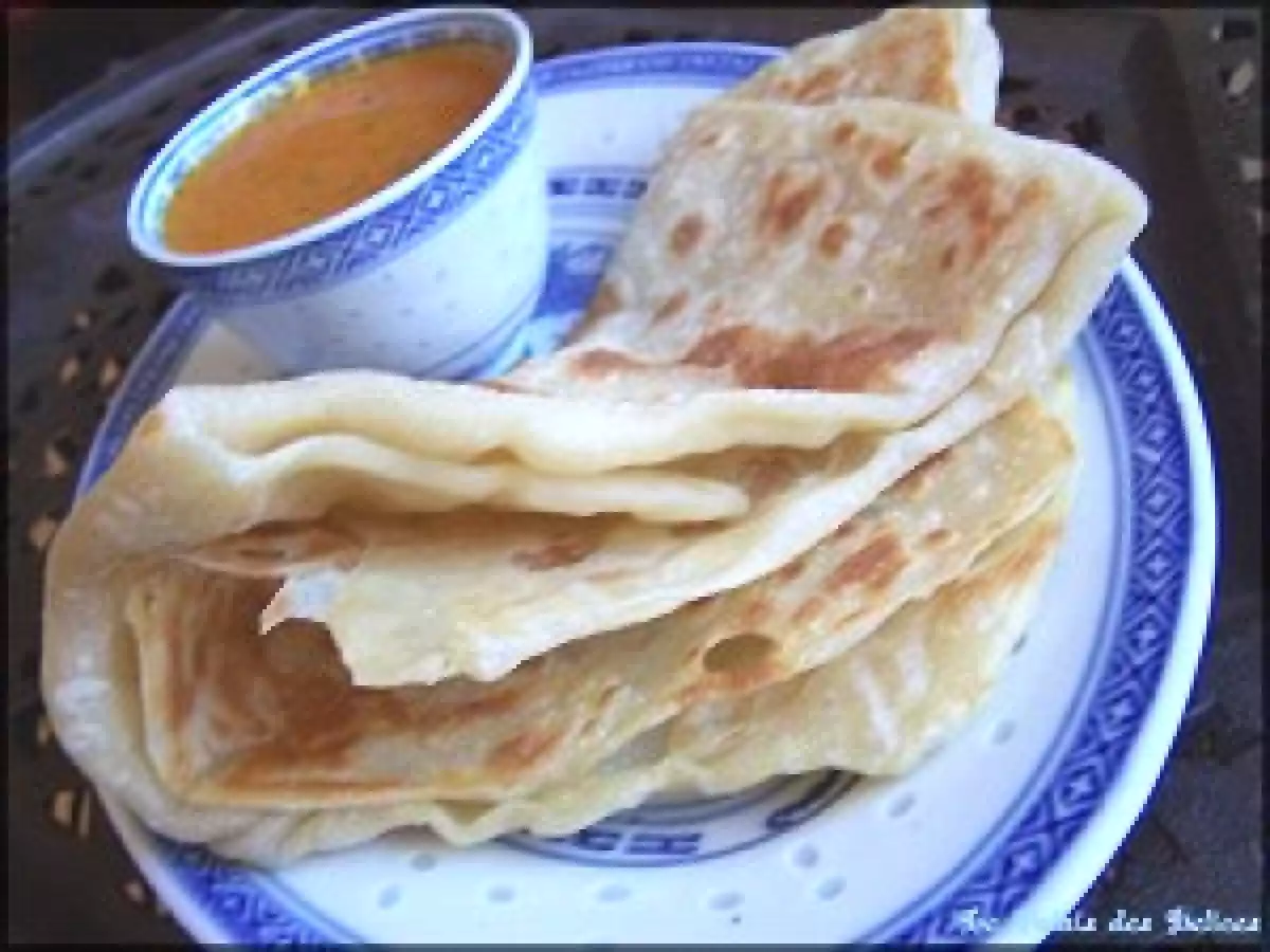 Roti Prata ( Singaporean flat bread ), Curry Sauce