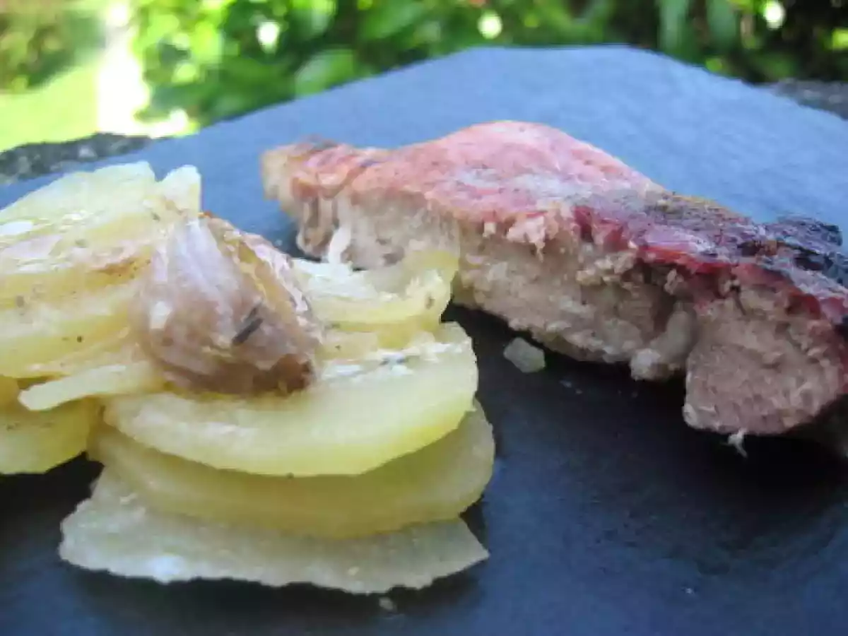 Rouelle de Porc au Miel/Romarin sur lit de Pommes de Terre - photo 3