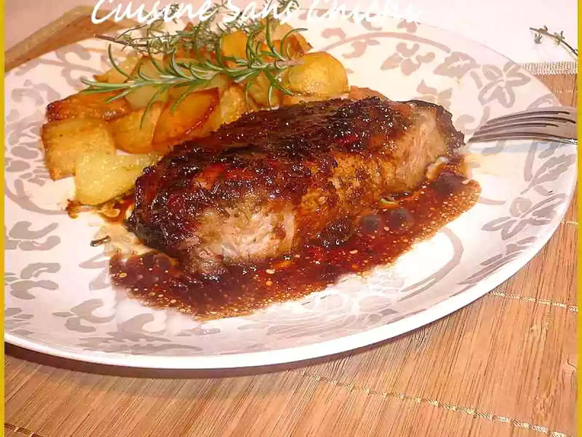 Rouelle de porc laquée au miel, thym et romarin.