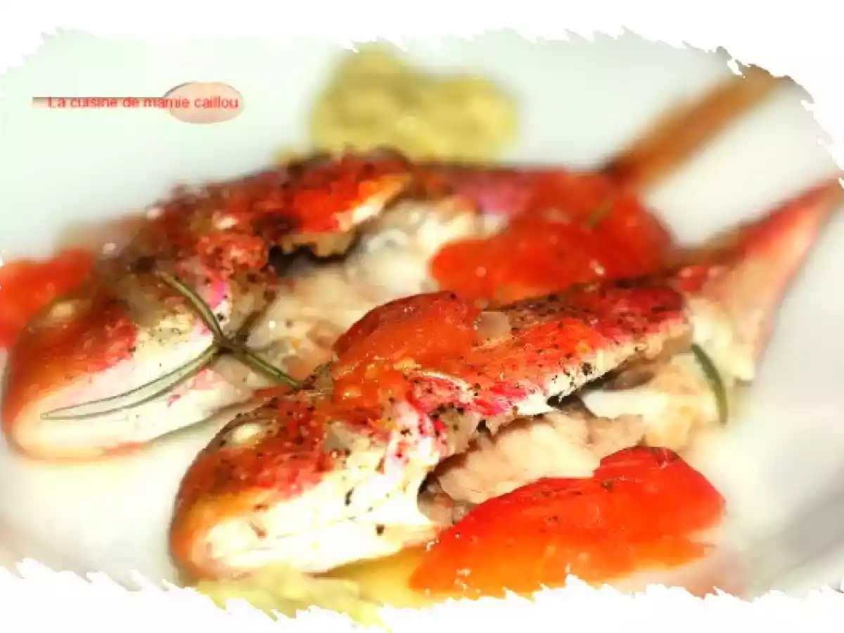 Rougets barbets sauce aux anchois