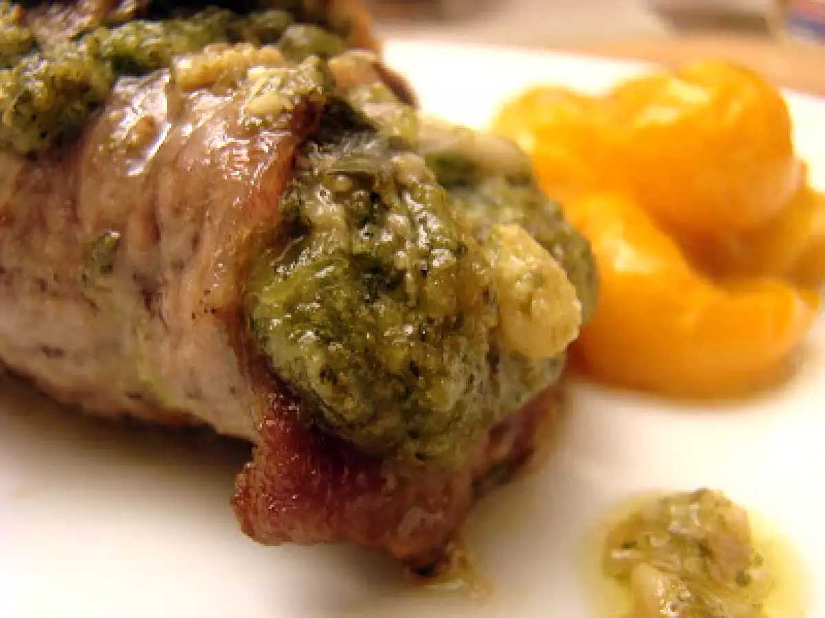Roulade de veau au pesto roquette-basilic - photo 3