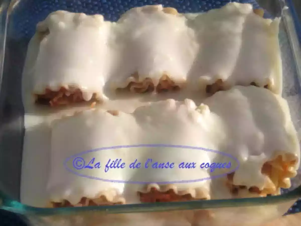 ROULADES DE LASAGNE AU CAPICOLLO SAUCE BÉCHAMEL
