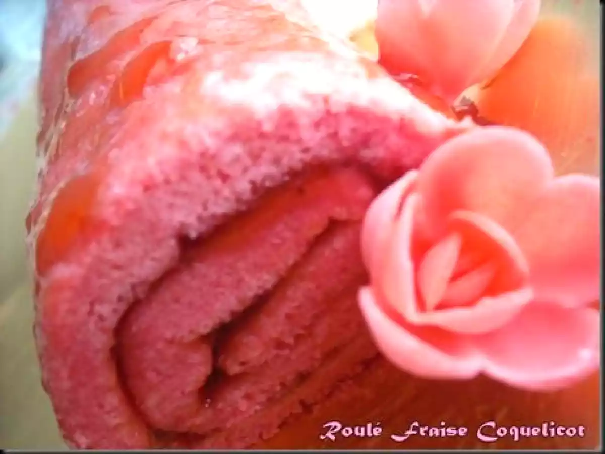 Roulé à la Fraise et au Sirop de Coquelicot (WW) et recette pour la bonne cause - photo 3