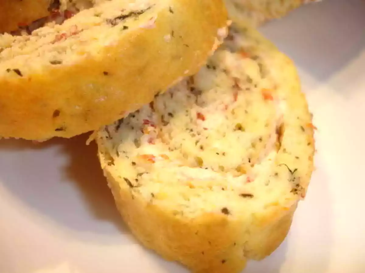 ROULE AU PARMESAN, A LA CREME DE TOMATES SECHEES - photo 2