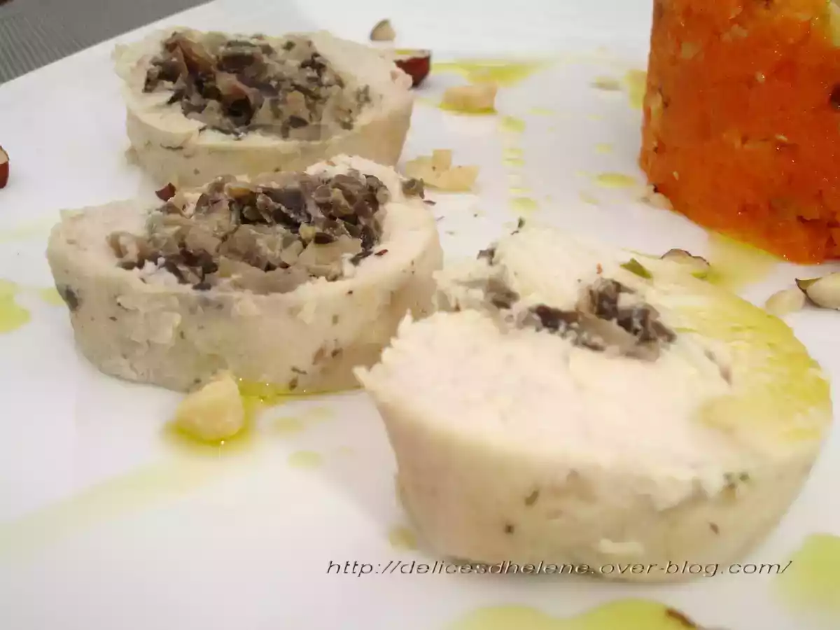 ROULE DE DINDE FARCI AUX CHAMPIGNONS, PUREE DE CAROTTE AUX NOISETTES - photo 2