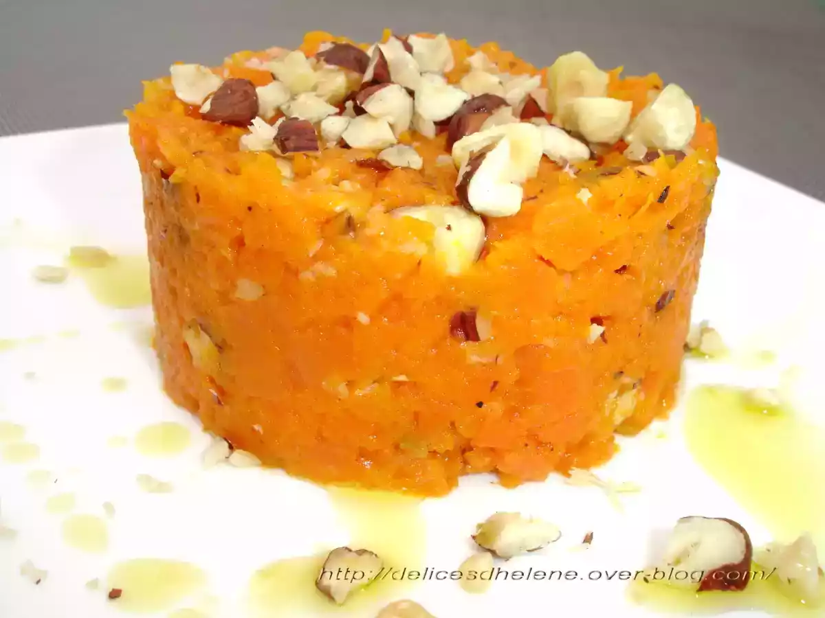 ROULE DE DINDE FARCI AUX CHAMPIGNONS, PUREE DE CAROTTE AUX NOISETTES - photo 3