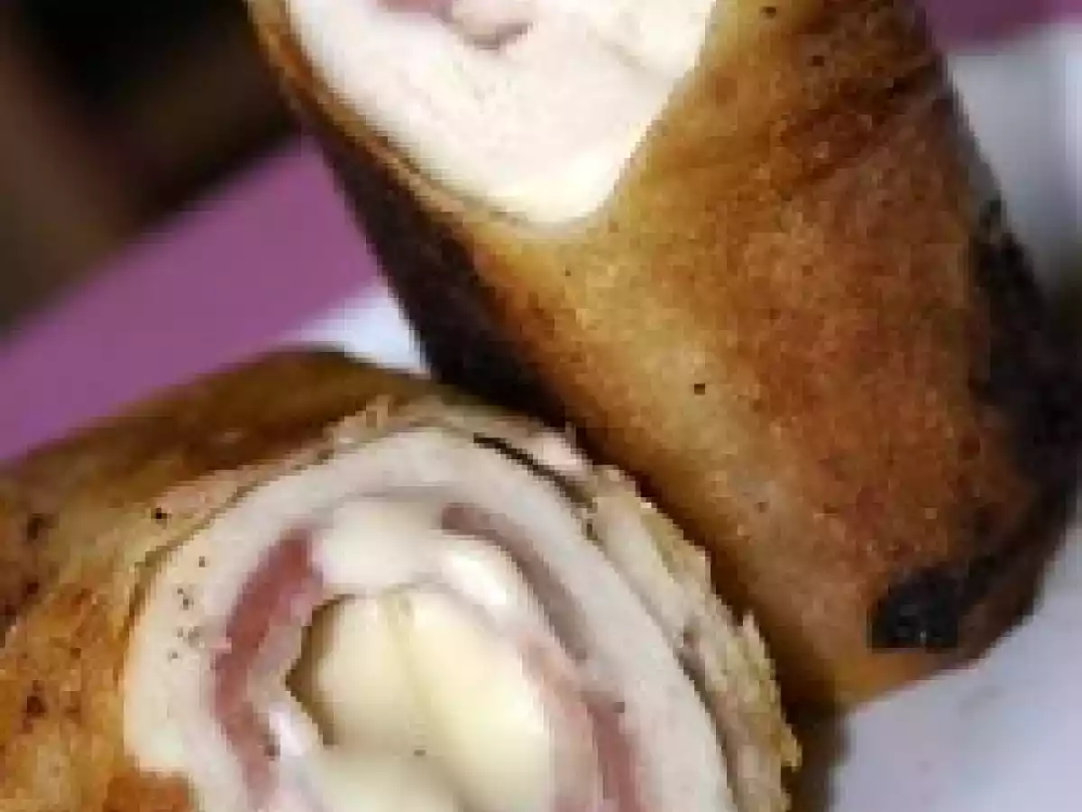 ROULE DE DINDE, JAMBON ET VACHE QUI RIT FAçON NEM