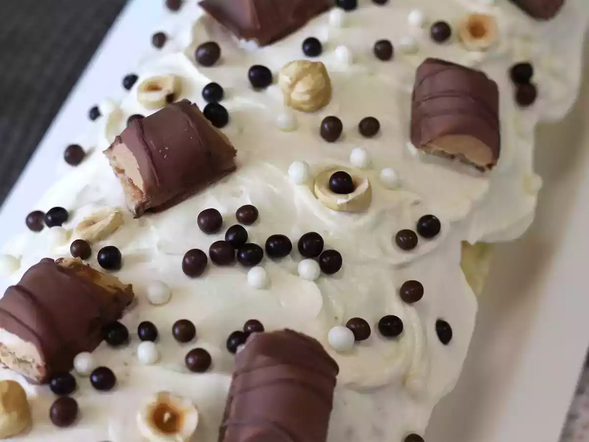 Roulé facile goût Kinder Bueno, parfait comme gâteau d'anniversaire ou comme bûche pour Noël! - photo 7