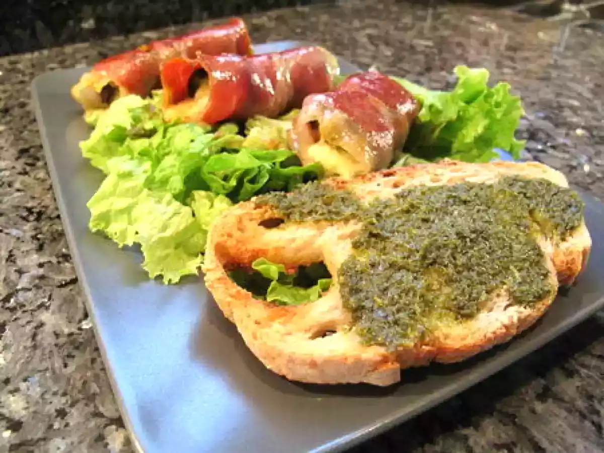 Rouleau aubergine jambon cru pesto et fromage