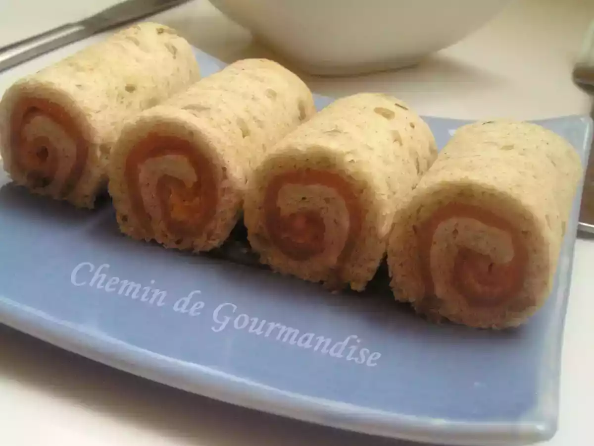 Rouleaux de saumon fumé sauce sakari - photo 3