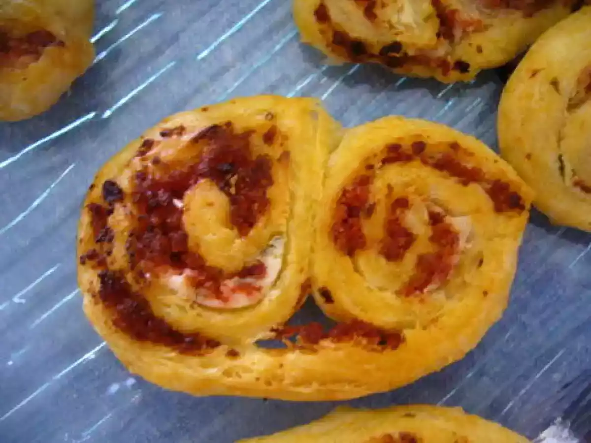 Roulés apéritifs au chorizo