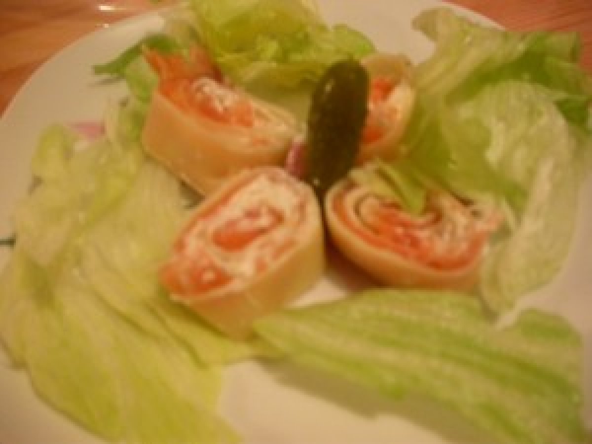 Roulés Au Saumon Fumé Et Boursin www.ptitchef.com