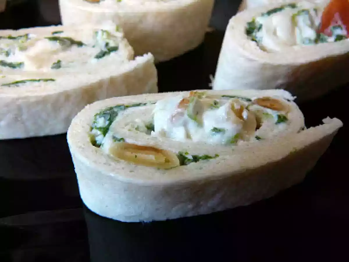 Roulés aux épinards et aux noix de pins