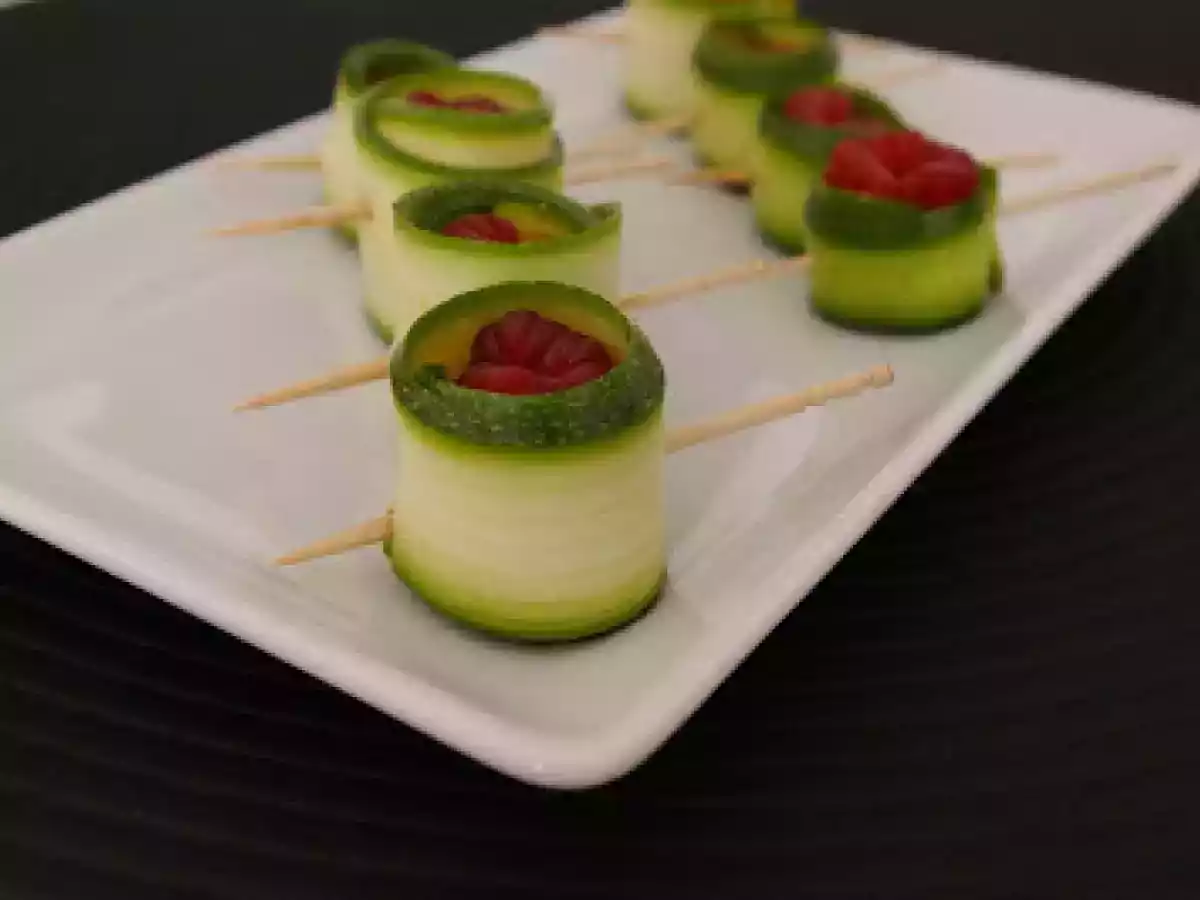 Roulés courgette framboise