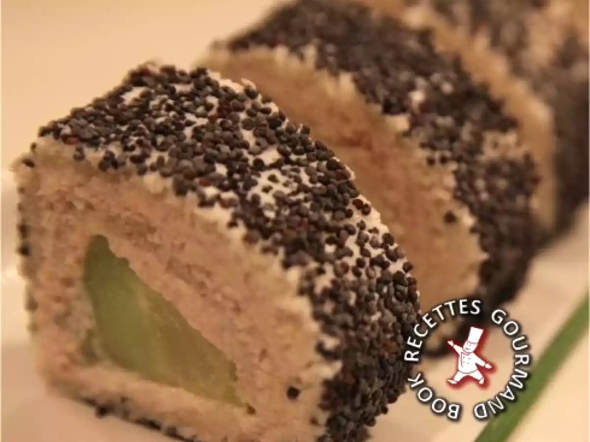 Roulés de pain de mie concombre thon Chavroux façon Maki
