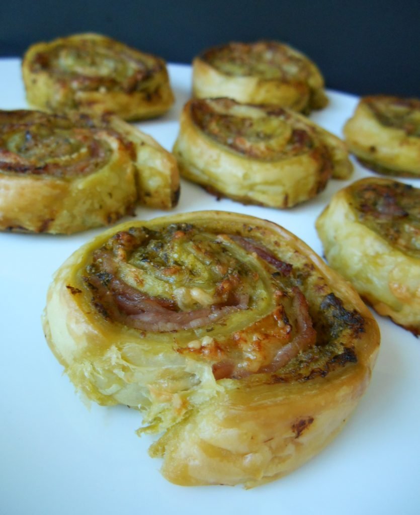Recette roulés feuilletés jambon et pesto