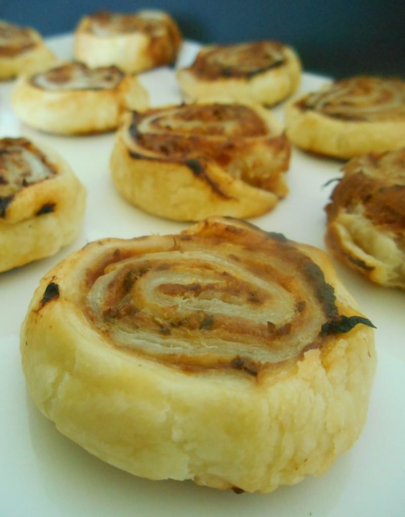 roules feuilletes thon a la tomate 450891p697318