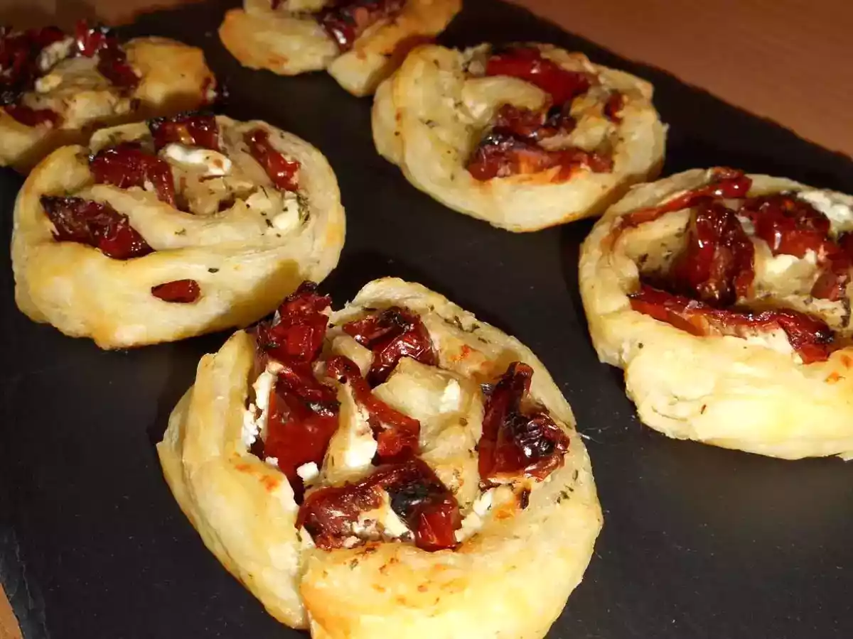 Roulés feuilletés tomates séchées & chèvre frais - photo 2