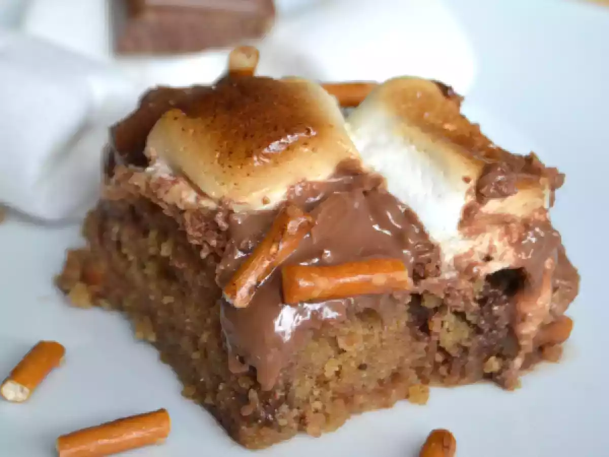 S'mores cookie bars aux pretzel & beurre de cacahuète