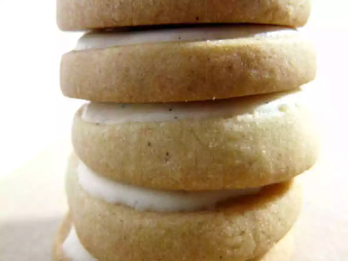 Sablé à la cannelle, glaçage lait de poule