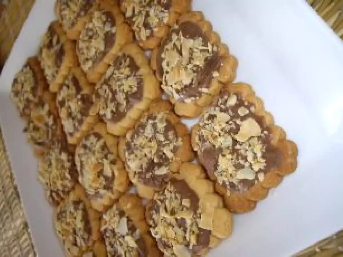Sablés à la confiture de fraise & petits biscuits chocolat-amandes - photo 5