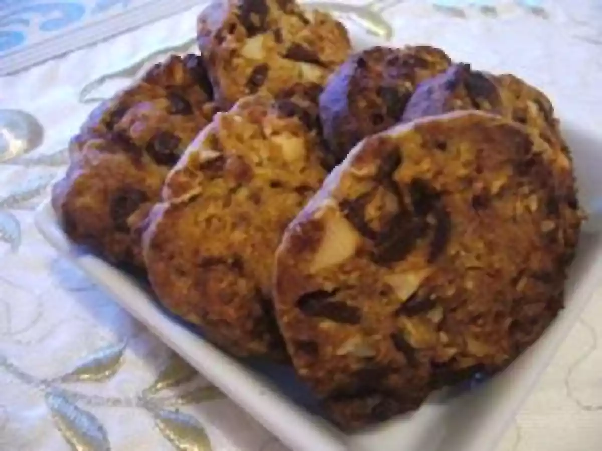 SABLES DE SARRASIN AUX NOIX D'AMAZONIE ET PEPITES CHOCOLAT EQUITABLES