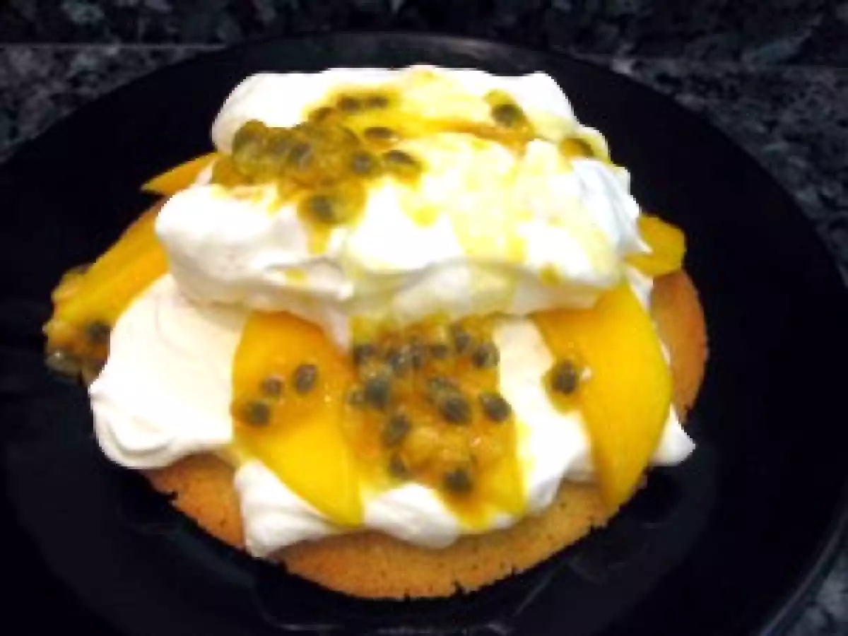 Sablés fins à la mangue, crème fouettée aux fruits de la passion - photo 3