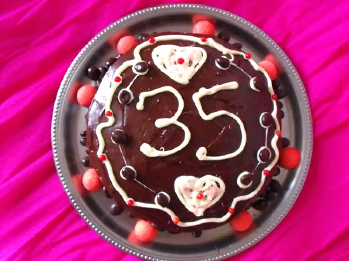 Sachertorte à la confiture de gratte-cul pour un anniversaire exceptionnel !