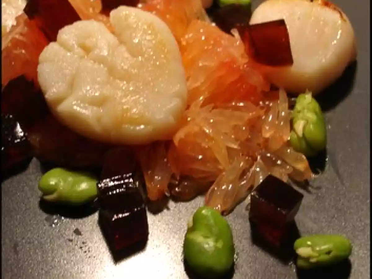 Saint jacques au pamplemousse, gelée de soja