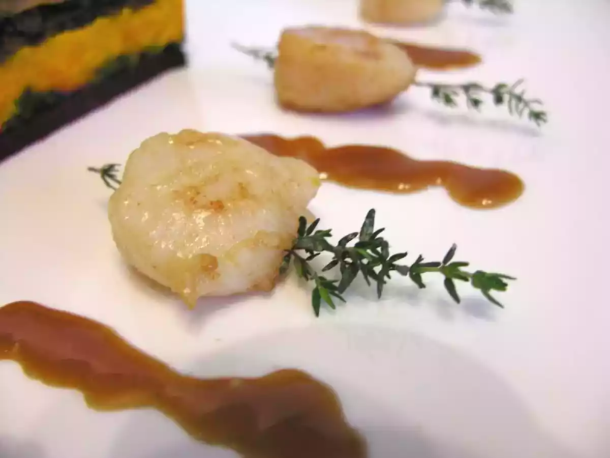 Saint Jacques et Mille-Feuilles aux Cèpes, Potimarron et Betterave sur Caramel de Xérès - photo 3