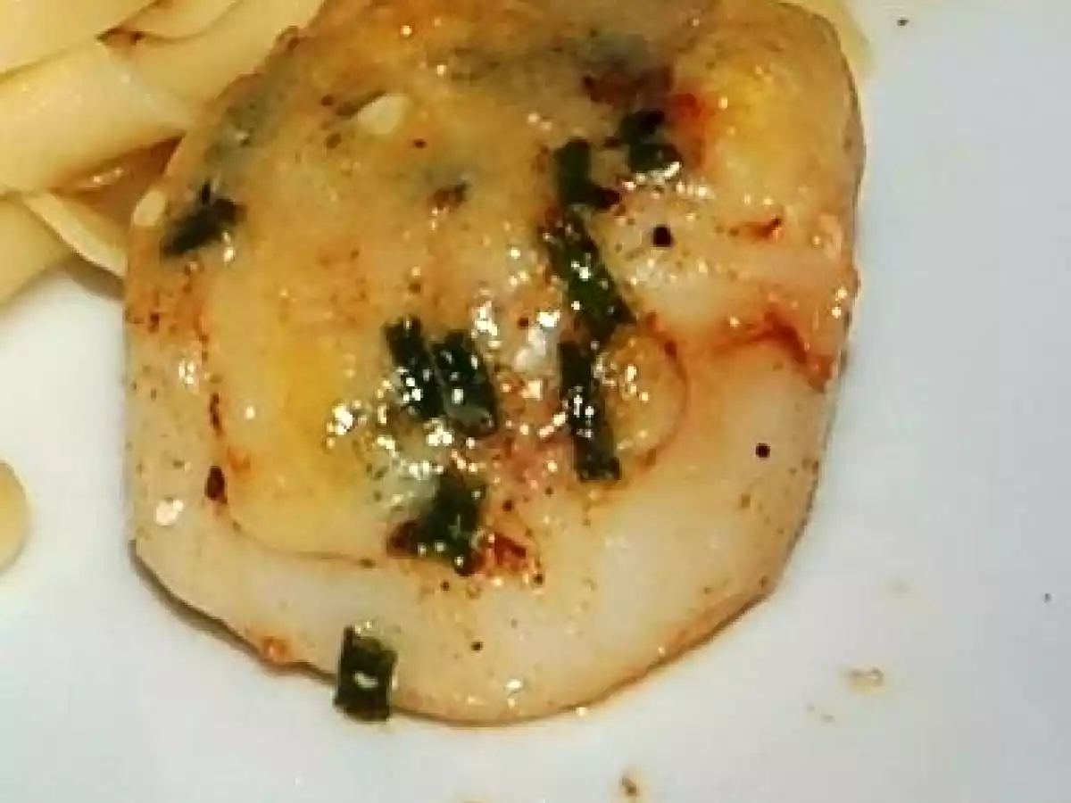 Saint Jacques roties aux Herbes et au Parmesan et ses Pâtes Fraîches Maison