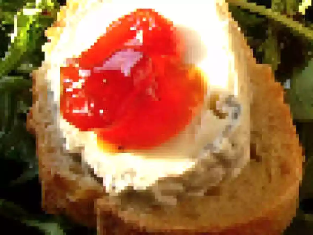 Sainte Maure de Touraine à la confiture de poivrons rouges