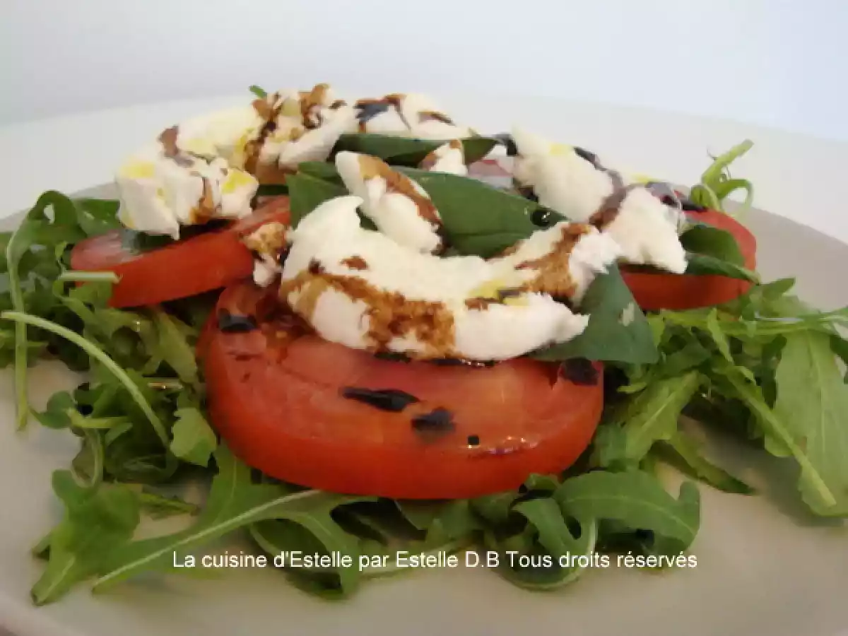 Salade à la roquette et à la mozzarella