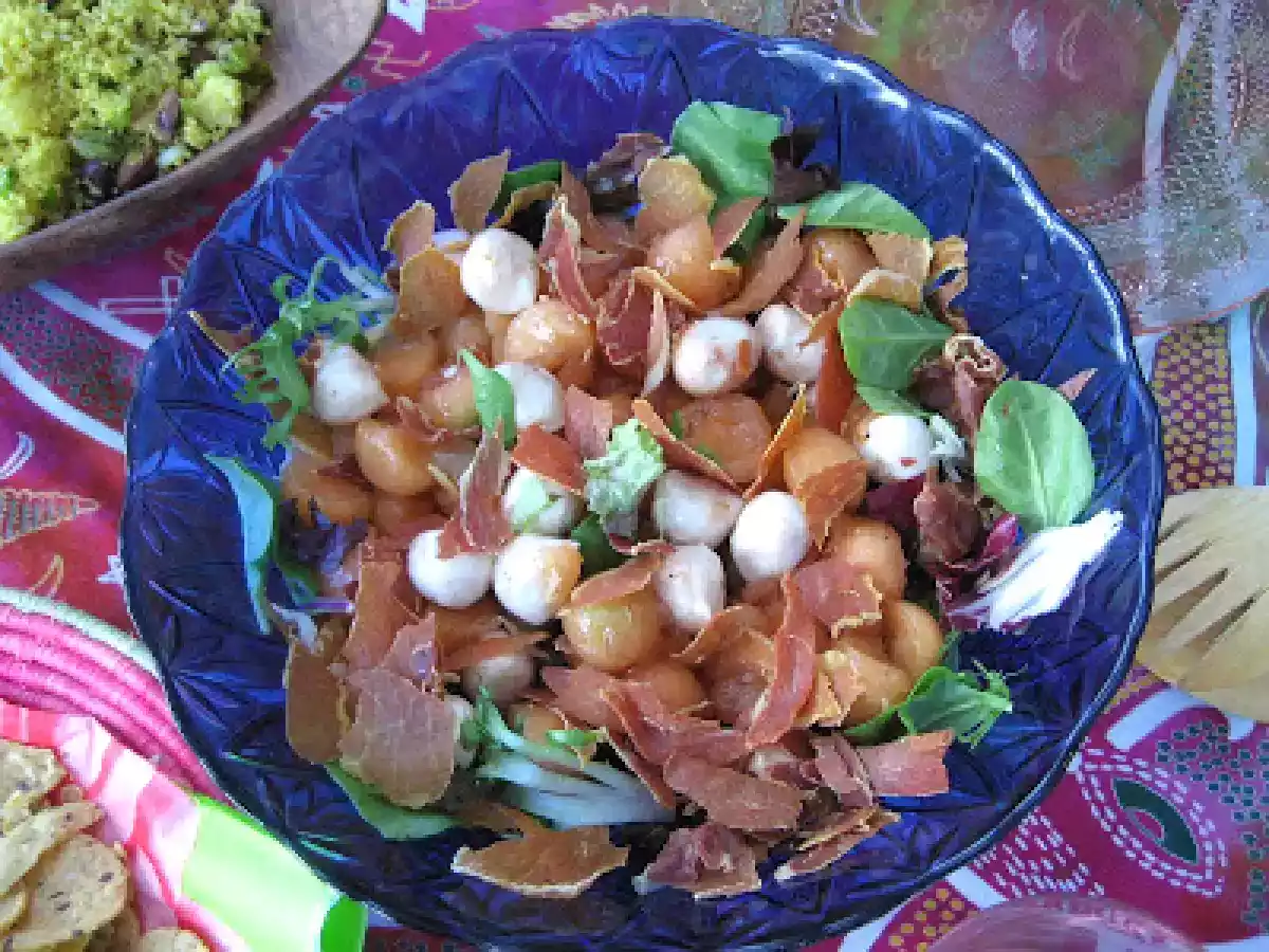 Salade au cantaloup et aux bocconcini - photo 2