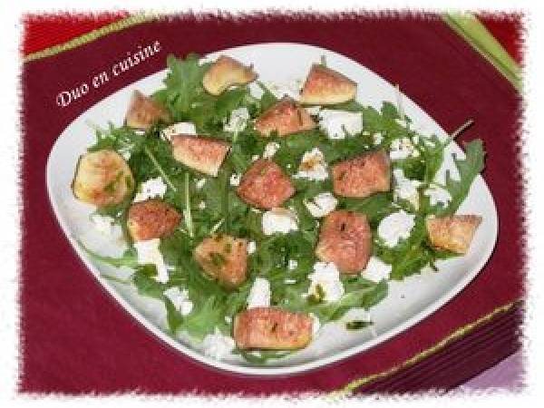 Salade au chèvre frais et aux figues