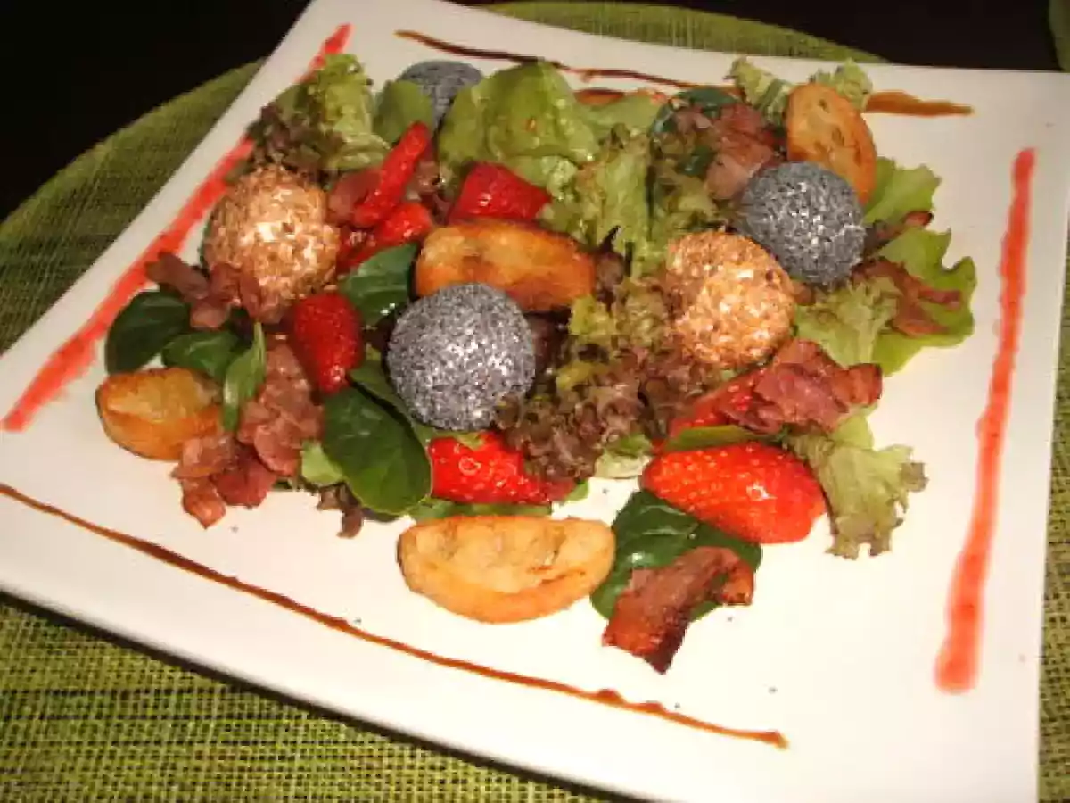 Salade aux bouchées de chèvre pané aux graines de sésame et pavot