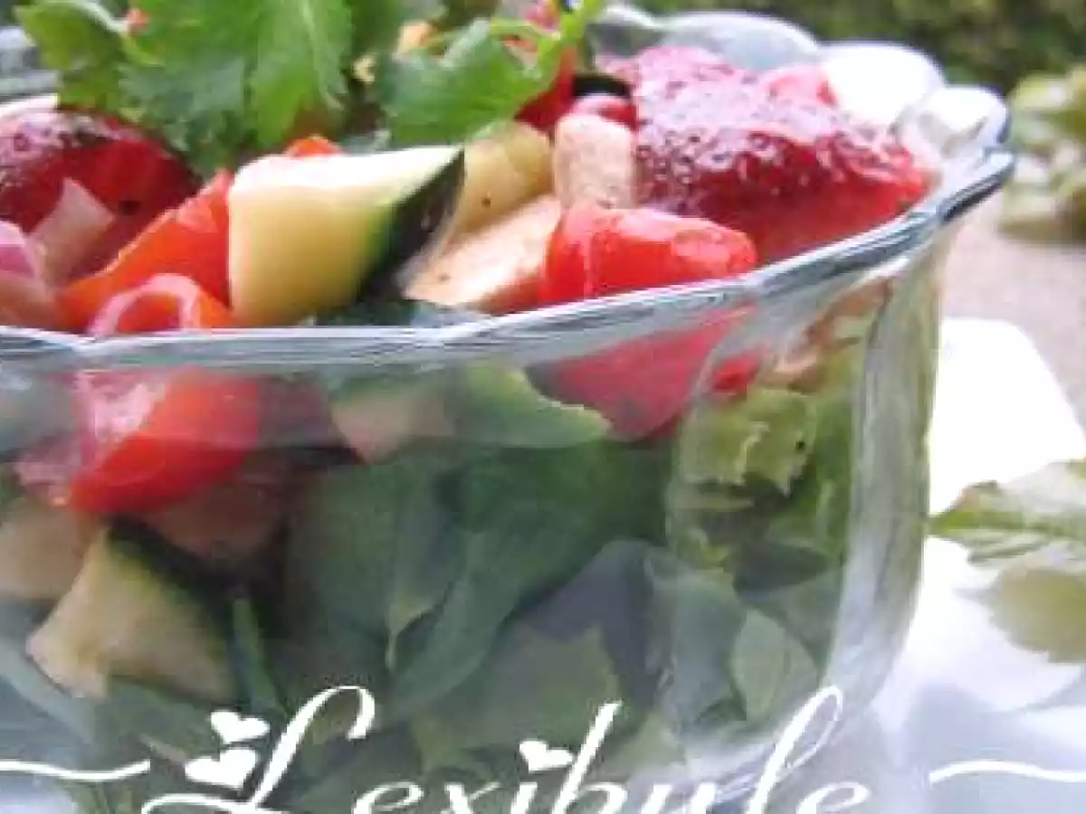 Salade bocconcini, fraises et balsamique