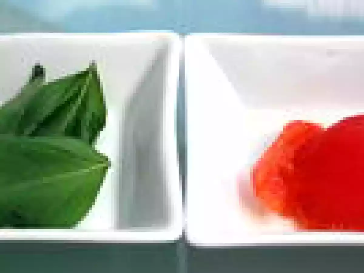 Salade concombre, feta, tomates séchées & sa vinaigrette tomate et basilic - photo 2