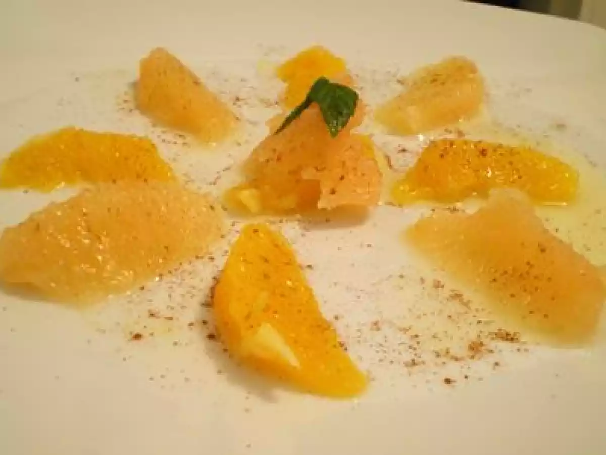 Salade d'agrumes à la fleur d'oranger et la cannelle