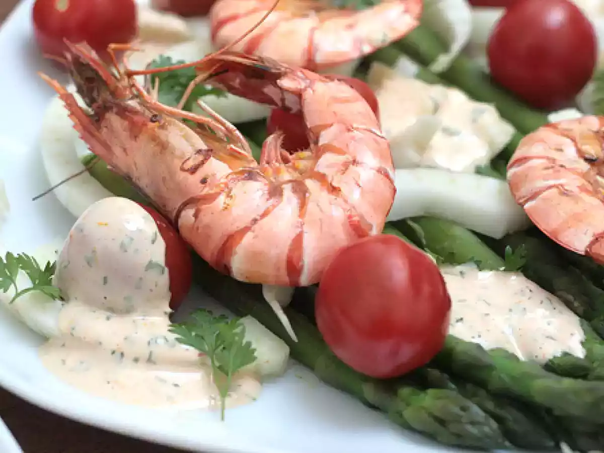Salade d'asperges vertes & gambas à la plancha, mayonnaise à l'orange