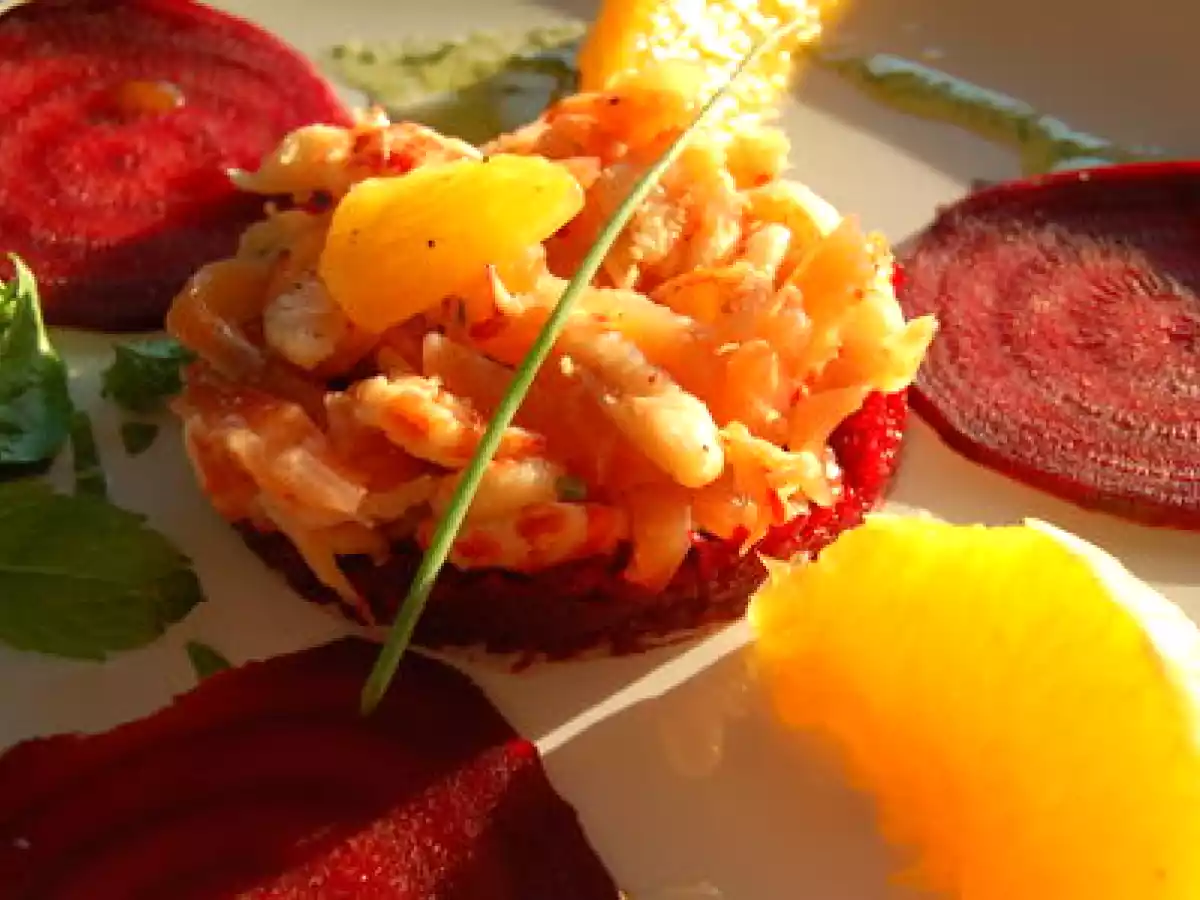 Salade d'écrevisses et saumon fumé, betteraves et oranges