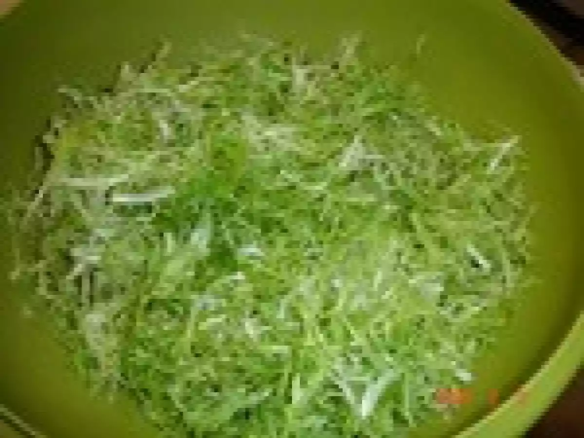 Salade d'endive frisée aux deux pommes et lardons - photo 2