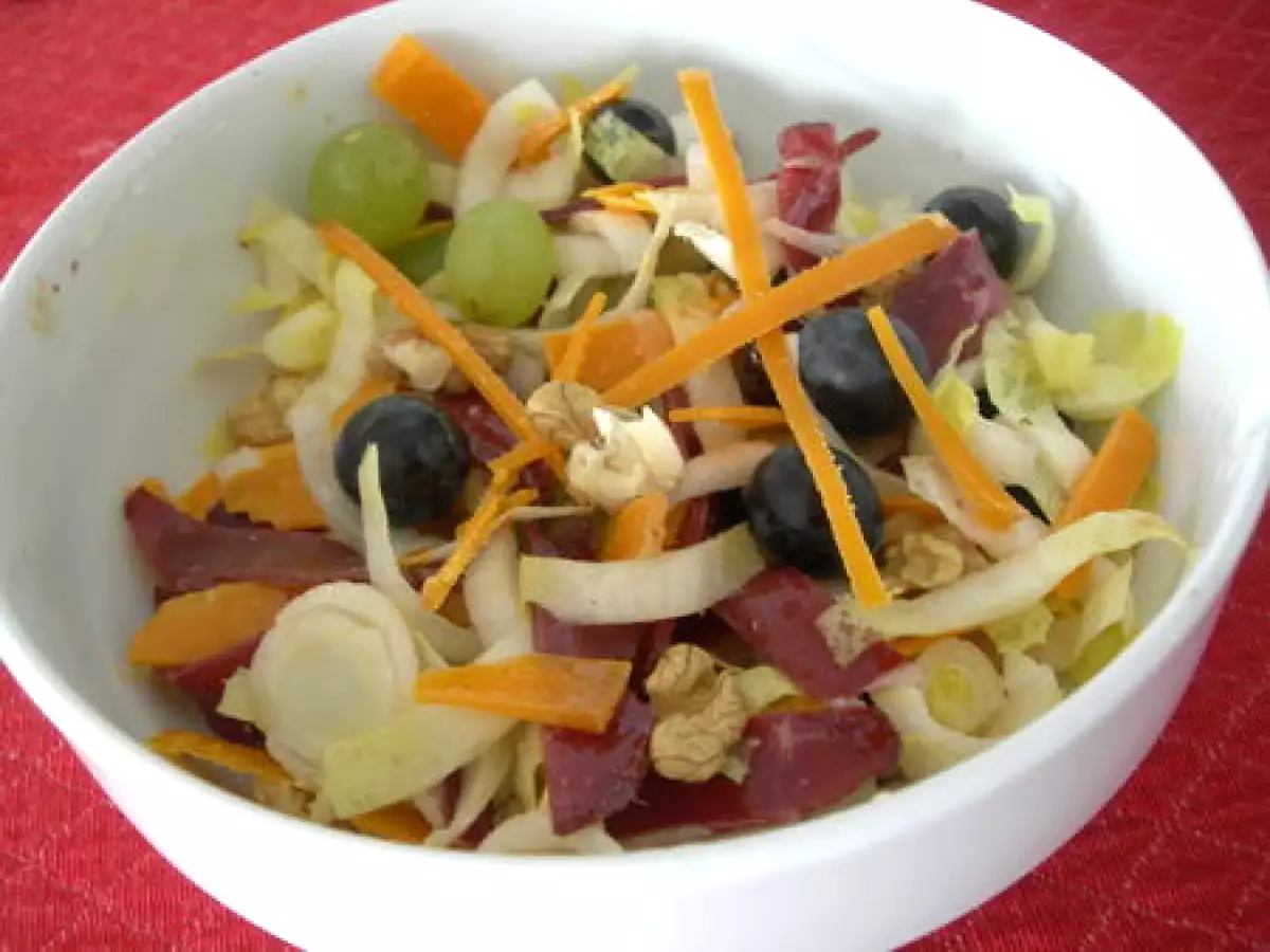 Salade d'endives aux deux raisins, mimolette, magret séché - photo 2