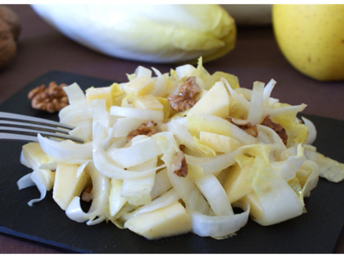 Salade d'endives aux pommes et aux noix Recette Ptitchef