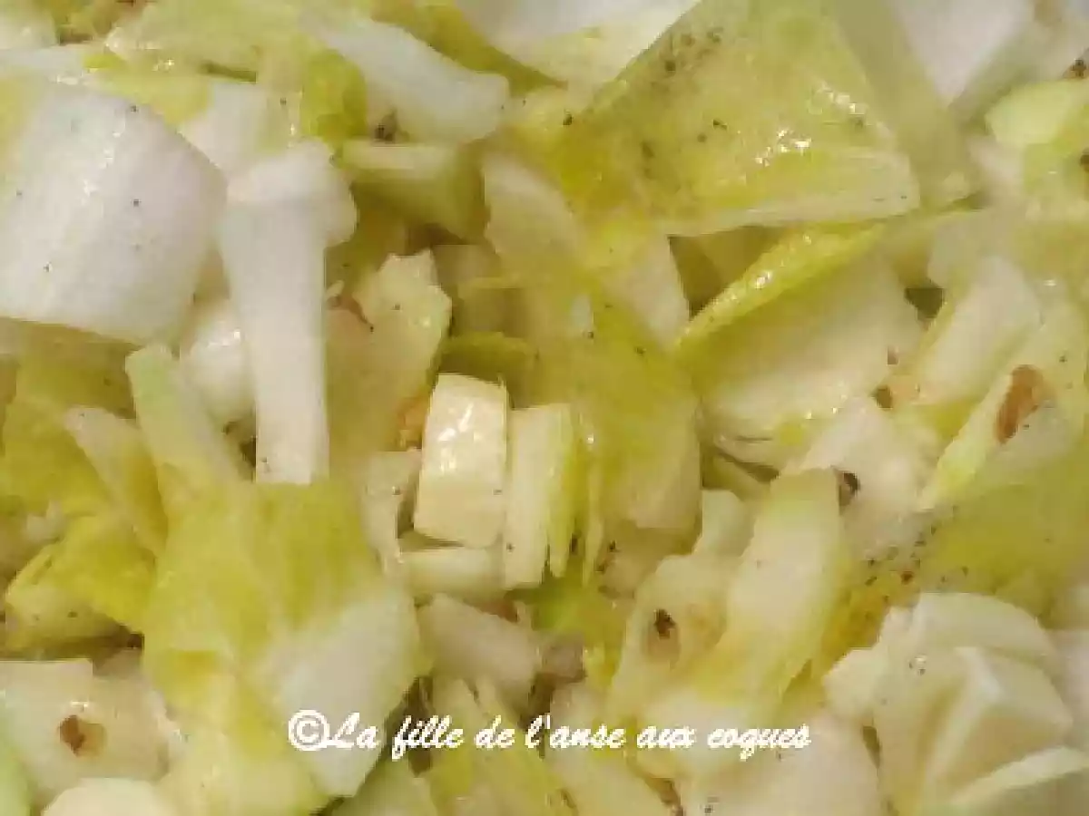SALADE D'ENDIVES, NOIX ET FROMAGE - photo 3