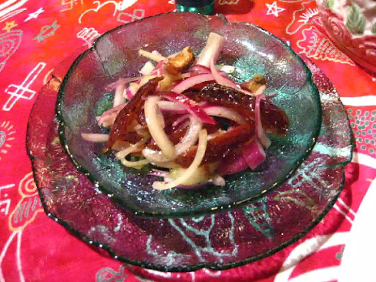 Salade d'oignons doux aux dattes à la tunisienne