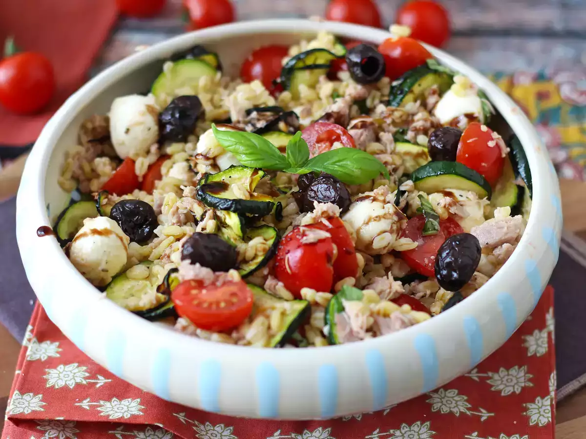 Salade de blé au thon et mozzarella : fraîche, complète et parfaite pour l’été - photo 2